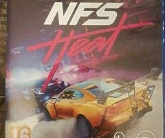 Steering weel works on a ps4 and xbox with a game nead for speed heat