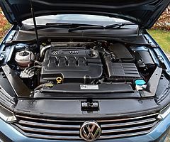 2015 Volkswagen Passat - Image 8/10