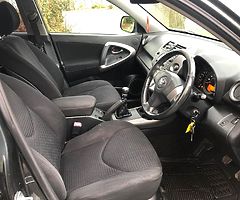 TOYOTA RAV - Image 8/10