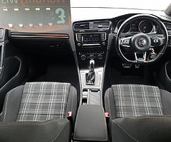 2015 Volkswagen Golf - Image 9/10