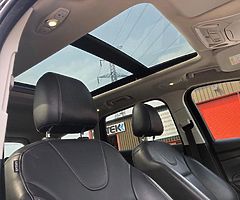 2015 Ford Kuga - Image 4/10