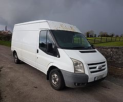 08 Ford Transit - Image 4/4