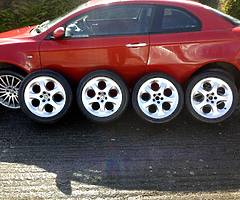 Alfa Romeo GT JTS 2.0,Alfa 147 1.6,all parts,alloys 17iwith good tyres,Alfa 166 parts