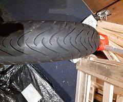 2x front motorcyle tryes