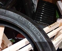 2x front motorcyle tryes - Image 5/7