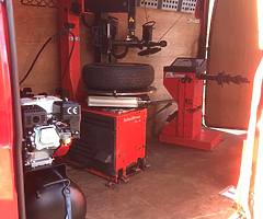 Mobile tyre van - Image 5/8