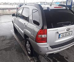 06 Kia sportage 2.0 diesel automatic nct 9/19 145 km 4WD - Image 4/8