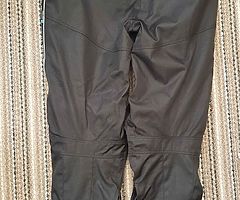 Waterproof motorcycle trousers, Size L - Image 1/6