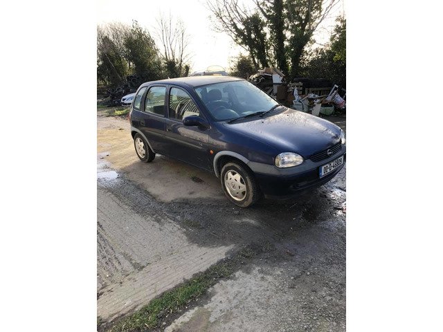 00 Opel corsa 1.0 12v low Milage - 4/5