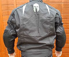 Motorcycle jacket,size L. New,never used - Image 1/4