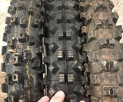 Motocross tyres