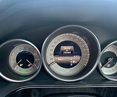 MB E 220 CDI SE 2013 AUTOMATIC - Image 5/7