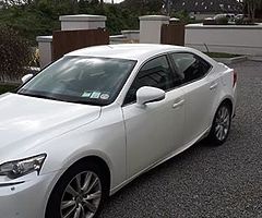 Lexus is300h
