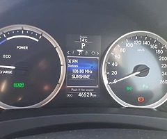 Lexus is300h - Image 6/8