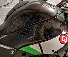 2016 Kawasaki ZRX - Image 9/10