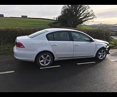 2014 Volkswagen Passat **light damage** - Image 4/8