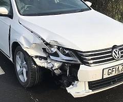 2014 Volkswagen Passat **light damage** - Image 5/8