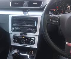 2014 Volkswagen Passat **light damage** - Image 6/8