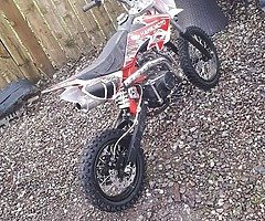 Yx pitbike