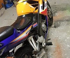 2005 cbr 125r