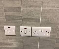 ***PVC BATHROOM REFURBS*** - Image 9/10