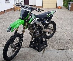 250
