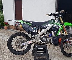 250
