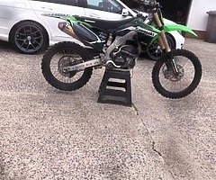 250