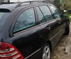 Mercedes C220 - Image 5/10