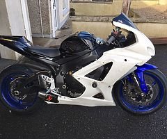 GSXR race fairing and screen