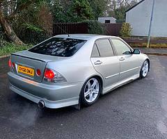 2002 Lexus IS 200 - Image 6/10
