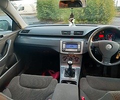 VW Passat 2.0 tdi 6 speed for parts breaking - Image 5/6