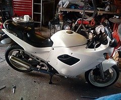 1991 Suzuki gsx600f