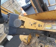 FOR SALE: Caterpillar Fork Lift - Image 4/10