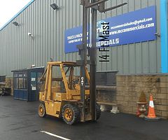 FOR SALE: Caterpillar Fork Lift - Image 10/10