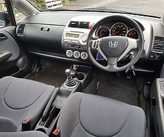 2008 Honda jazz 1.3 petrol Full year mot - Image 7/8