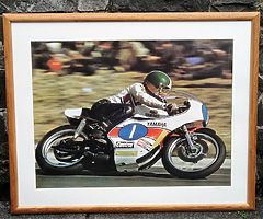 Giacomo AGOSTINI Large Framed Photo - Motorcycle Racing Isle of Man TT IOM TT Joey Dunlop Ulster GP