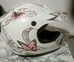 Medium mx helmet