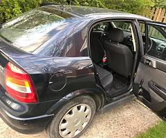 1.4 Opel Astra petrol manual - Image 8/10