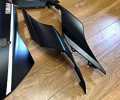 2015-2019 Yamaha r1 genuine plastics - Image 3/8