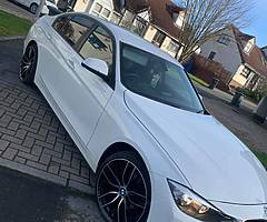 2014 BMW Series 3 - Image 3/5