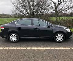 2011 Toyota Avensis 2.0 D4D (low miles)