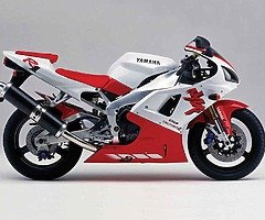 YAMAHA 1998 R1 WANTED