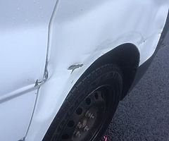 2010 renualt taffic 155000 new tyres really good driving van ex company van well looked after - Image 4/4