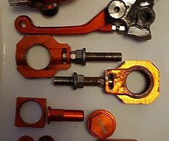 Levers/bling