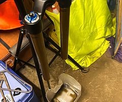 Medium YT Jeffsy CF Pro Race 2017 160mm travel all round - Image 8/10