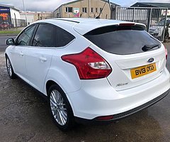 FORD FOCUS