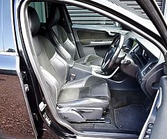 Nov 2014 Volvo XC60 R-DESIGN 2.4 d5 - Image 4/7