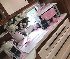 2014 HOBBY EXCELLLENT TOURING CARAVAN - Image 3/8