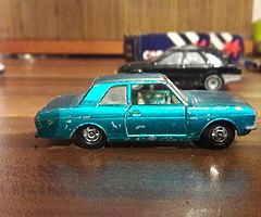 Fords - Image 1/10